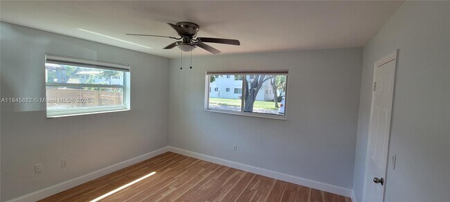 Building Photo - 9060 SW 53rd St