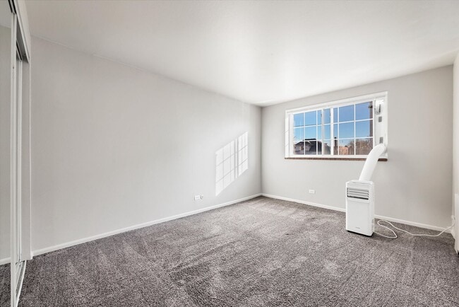 Building Photo - Stunning 2BR/1BA Condo Steps from Cheesman Park!