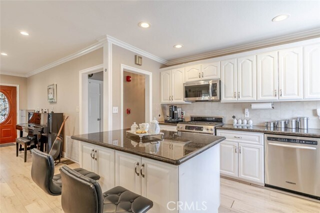 Building Photo - 3302 Paraiso Way