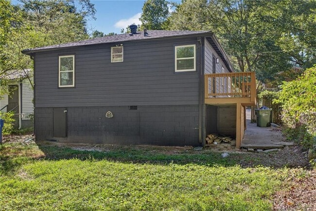 Building Photo - 475 Center Hill Ave NW