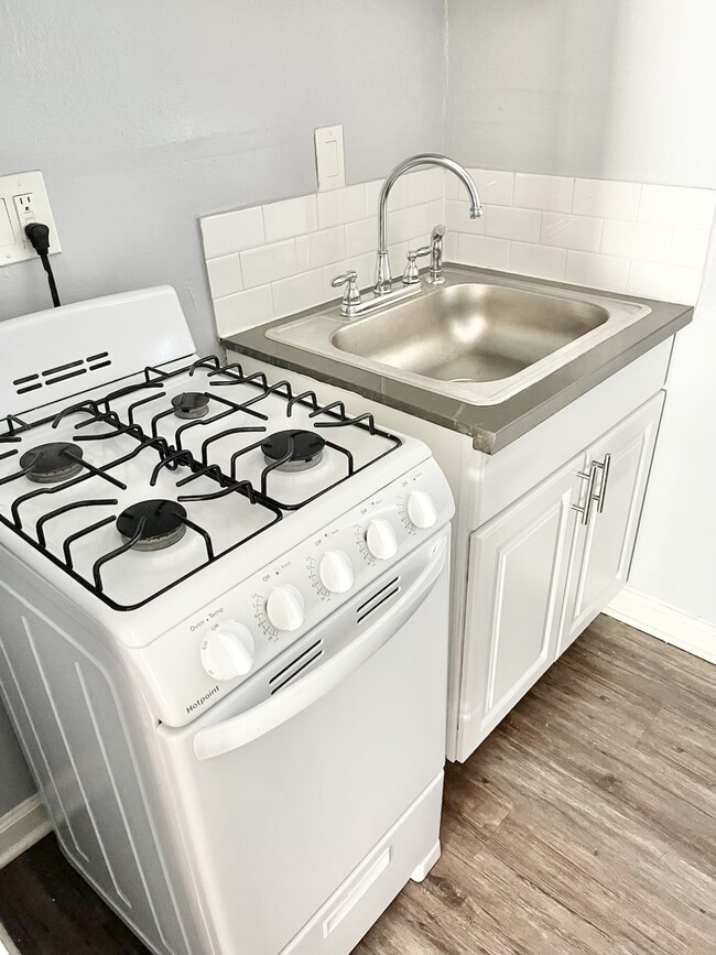 El Segundo Apartments 4050 W El Segundo Blvd Hawthorne CA 90250