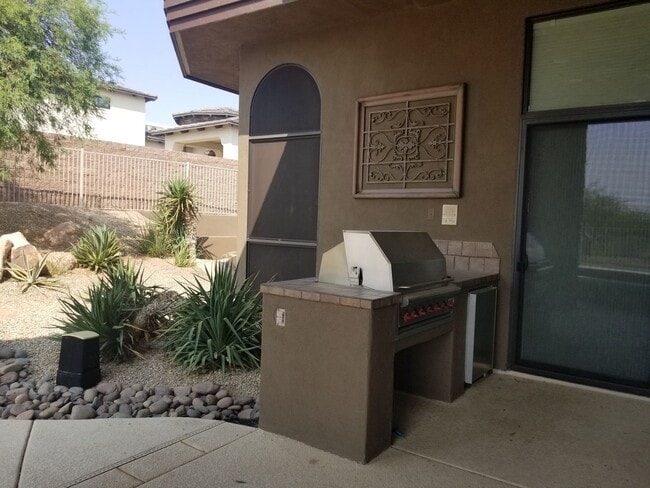 Building Photo - Winter Furnished Rental