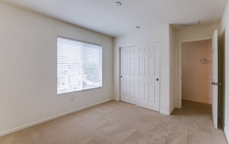 Building Photo - 4115 Ravenna Pl
