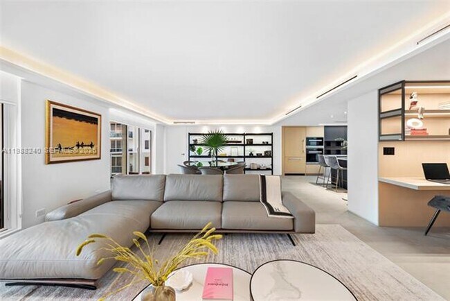 Building Photo - 2301 Collins Ave