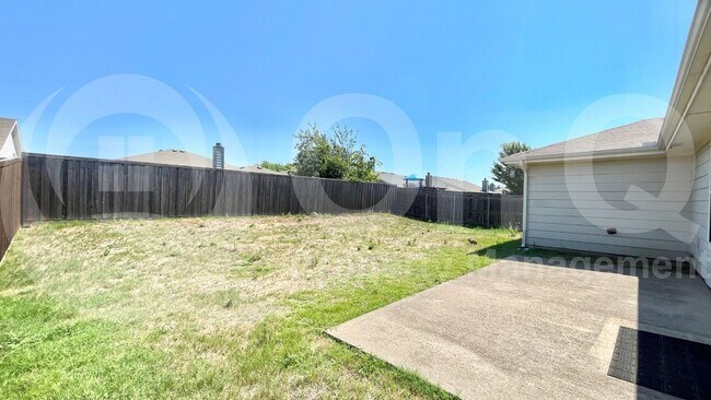 Building Photo - 9952 George Washington Dr