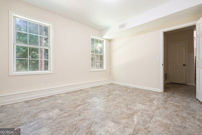 Building Photo - 4848 Odessa W Inlet NW