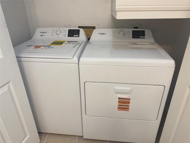 Building Photo - 2320 Gracy Farms Ln