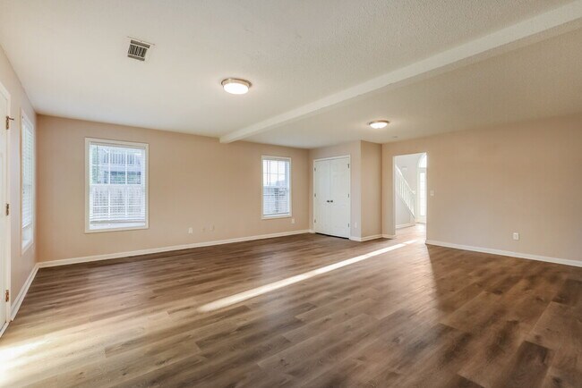 Building Photo - 11772 Registry Blvd