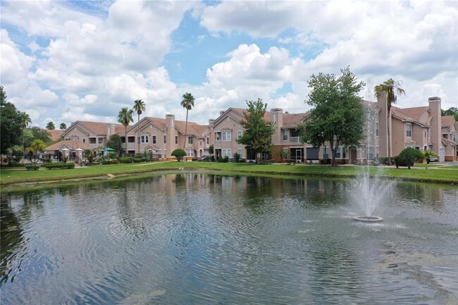 Building Photo - 18046 Villa Creek Dr