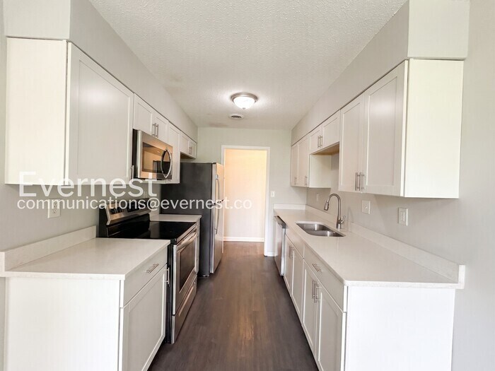 Building Photo - 7127 Markim Dr