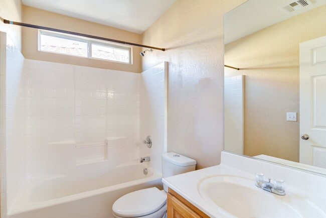 Building Photo - 6484 Arrow Cottage Ct