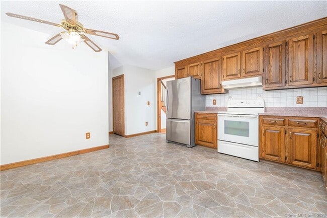 Building Photo - 113 Brandegee Ln
