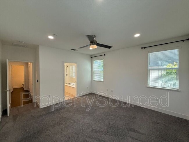 Building Photo - 288 Hopkins Ct