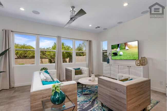 Building Photo - 3Bed/2.5Bath Beautifully Furnished or Unfurnished Home in Goodyear! -- MODERN FINISHES!
