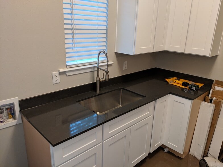 Kitchen - 1826 Maryland Ave