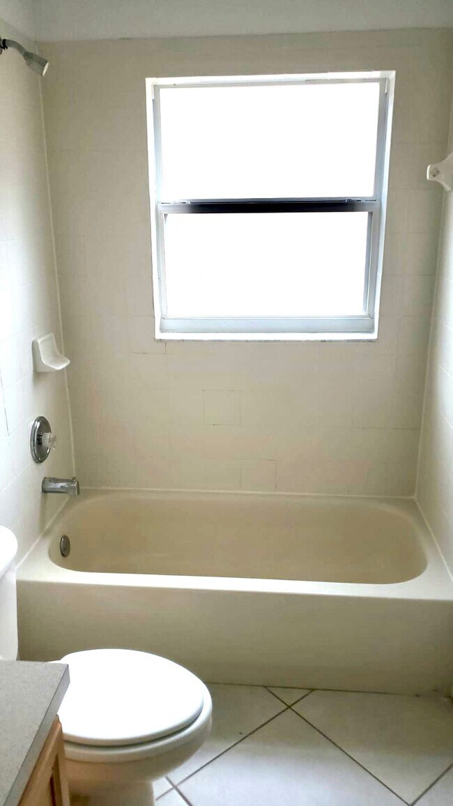 Building Photo - 12750 Sophiamarie Loop