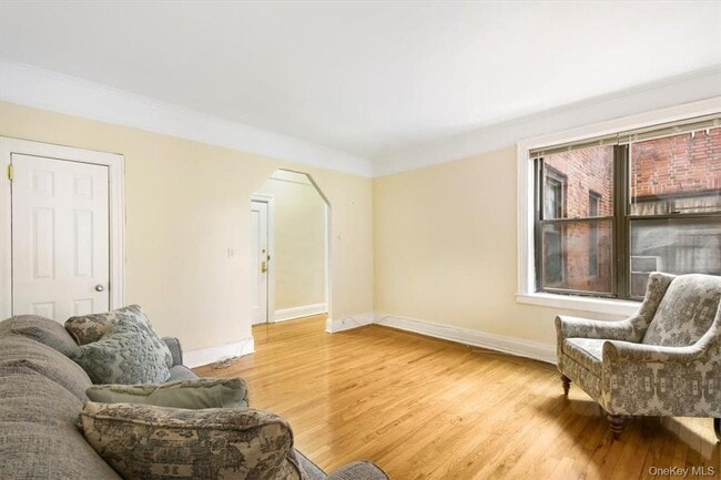 Building Photo - 663 Locust St