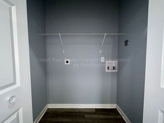 Building Photo - 208 N Guilford Ave