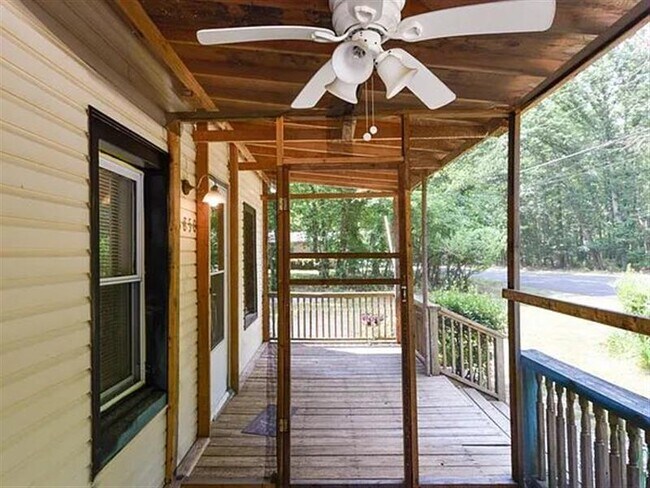Building Photo - Mays Landing Homes