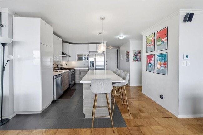 Building Photo - 7000 JFK Blvd E