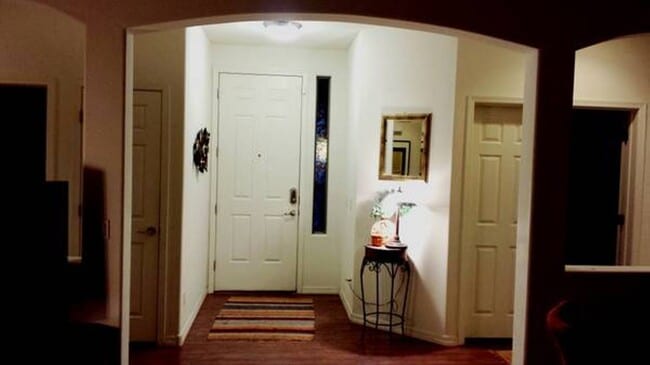 Building Photo - 4924 W Magdalena Ln