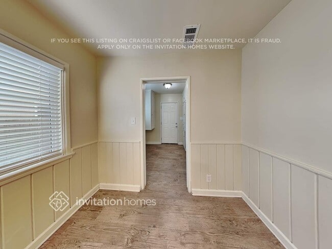 Building Photo - 6741 Amigo Ave