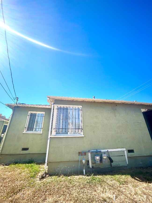 Building Photo - 2691 79th Ave
