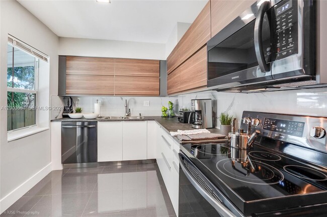 Building Photo - 2990 NW 50th St