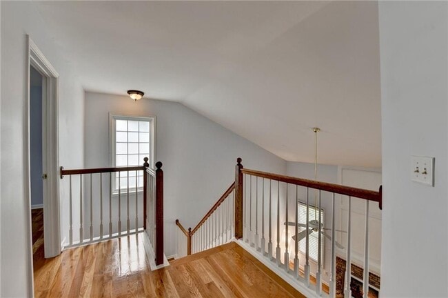 Building Photo - 2455 Kirkstone Dr