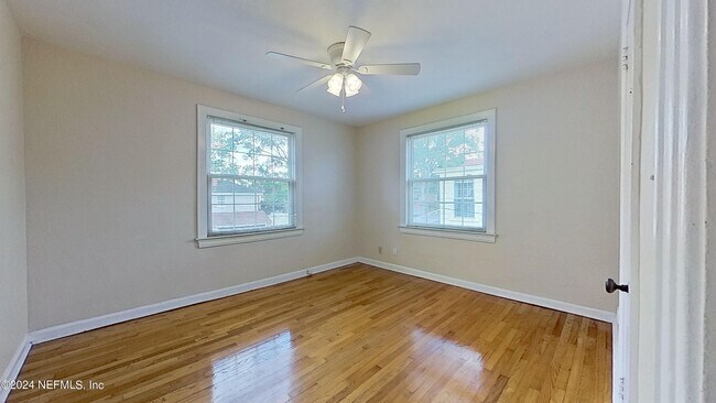 Building Photo - 1261 Belmont Terrace