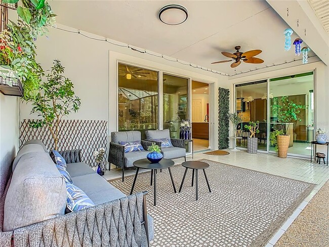 Building Photo - 790 Carmel Ln