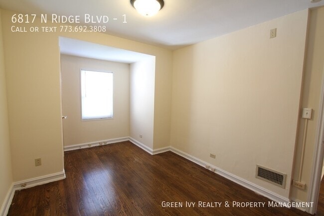 Building Photo - 6817 N Ridge Blvd
