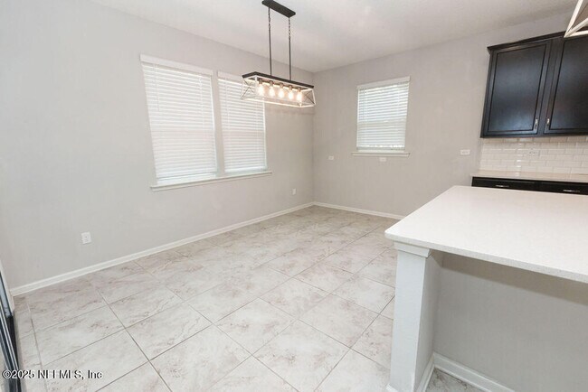 Building Photo - 154 Palisade Dr