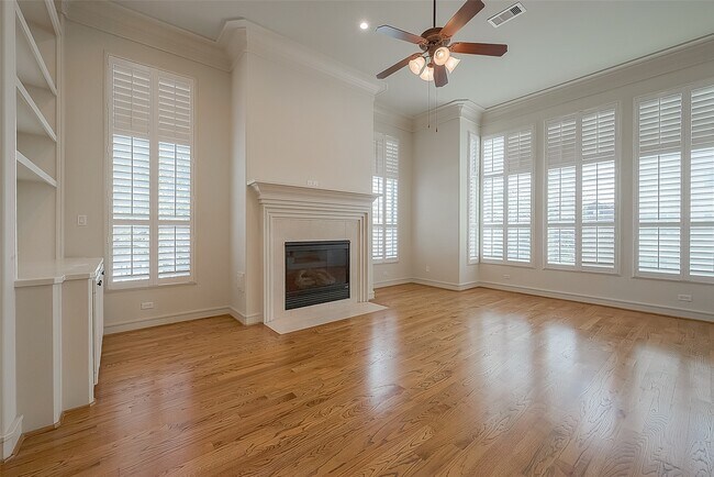 Building Photo - 1804 Haddon St