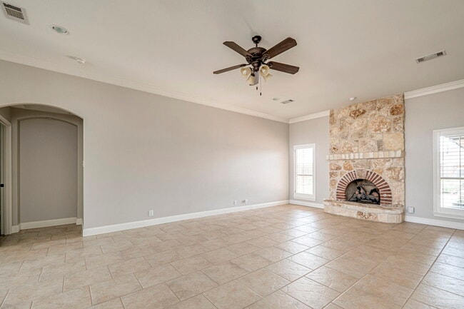 Building Photo - 2903 Savoy Pl