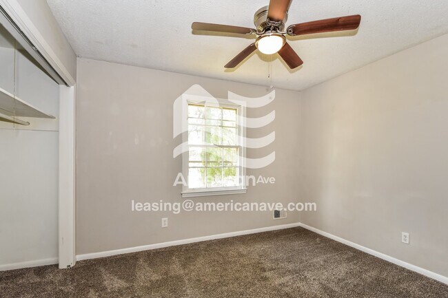 Building Photo - 520 Greensprings Dr