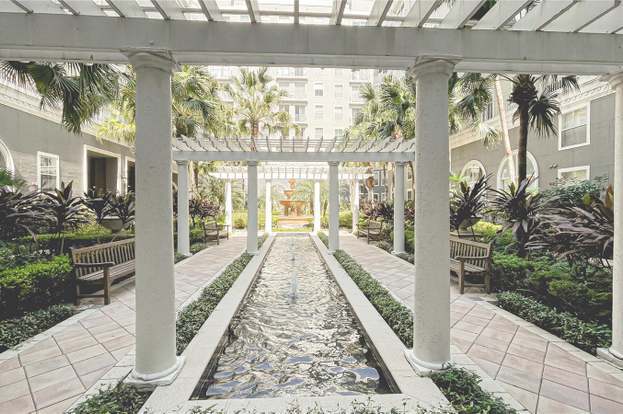 Building Photo - 700 S Harbour Island Blvd