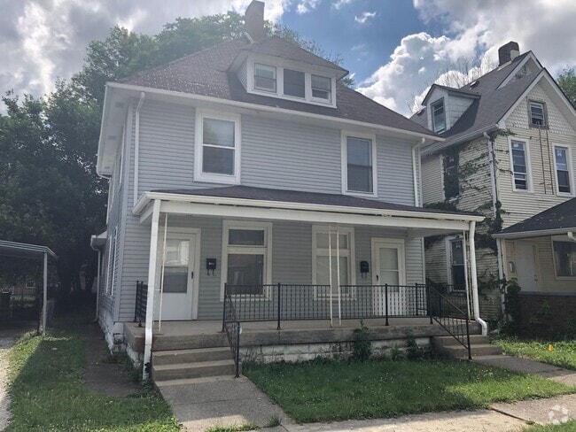 Building Photo - 2349 N Kenwood Ave