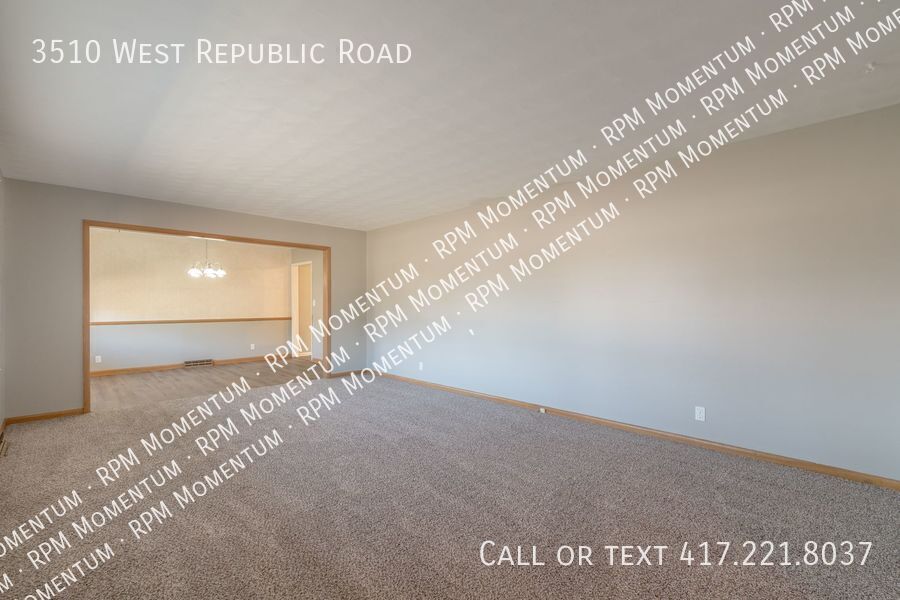 Building Photo - 3510 W Republic Rd