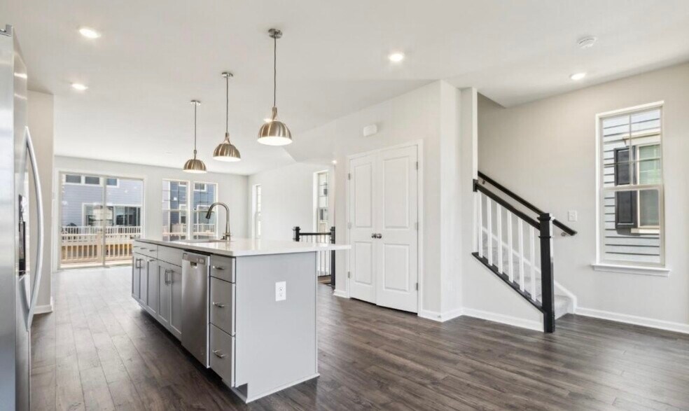 Building Photo - 9377 Barnes Loop
