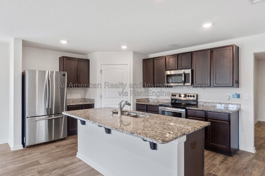 Building Photo - 921 Merganser Way