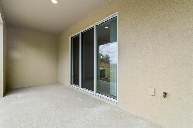 Building Photo - 390 Feltrim Reserve Blvd