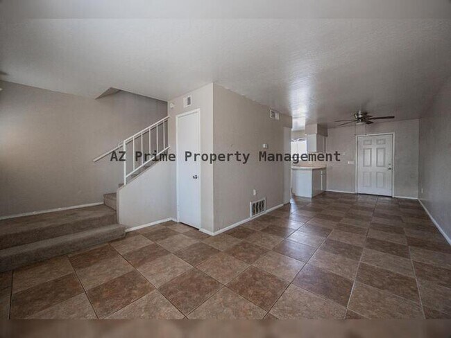 Building Photo - 4513 N 26th Dr