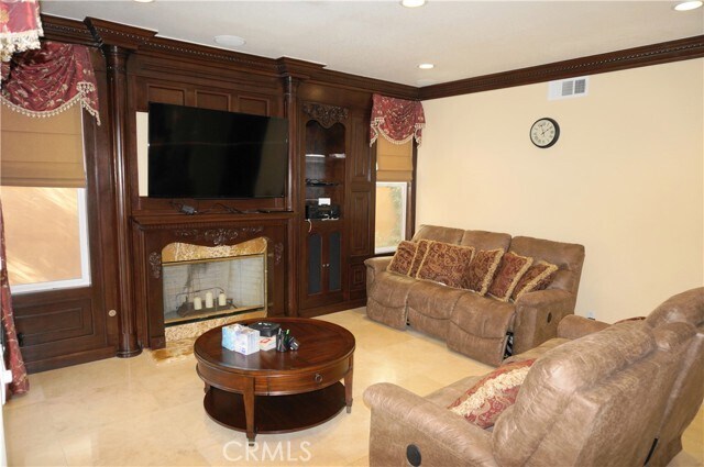 Building Photo - 6276 Morningside Dr