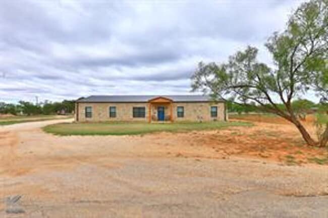 Building Photo - 1468 Bettis St