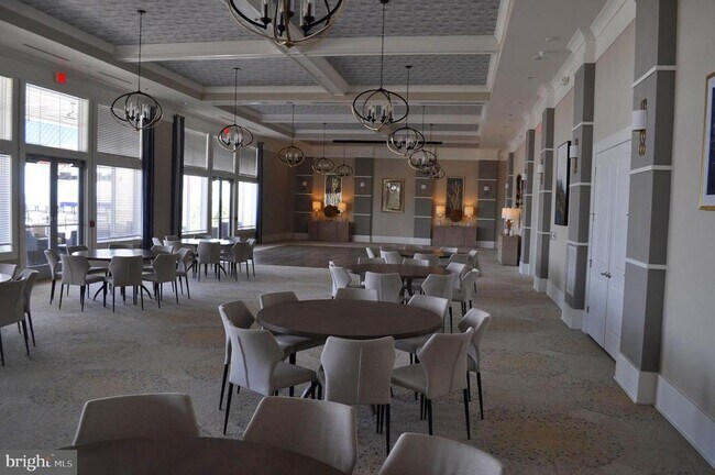 Building Photo - 170 Harrier Wy