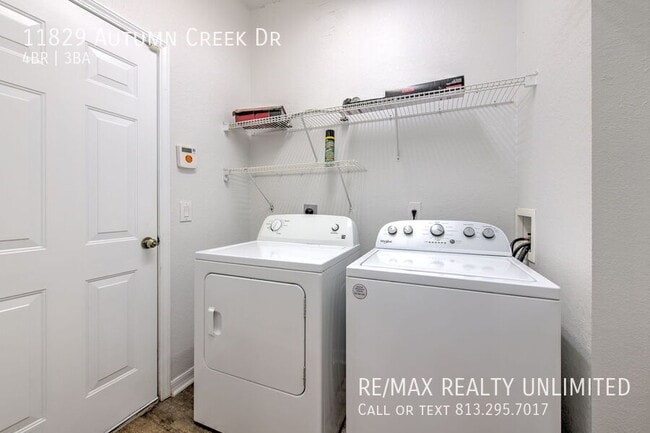 Building Photo - 11829 Autumn Creek Dr