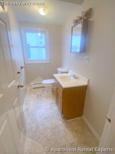 Building Photo - 66 Cedar St