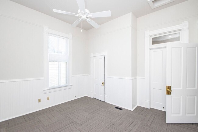 Building Photo - 2 Bed 1 Bath in Downtown Little Rock, AR
