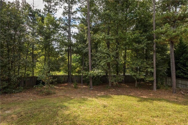 Building Photo - 3017 Greenfield Dr